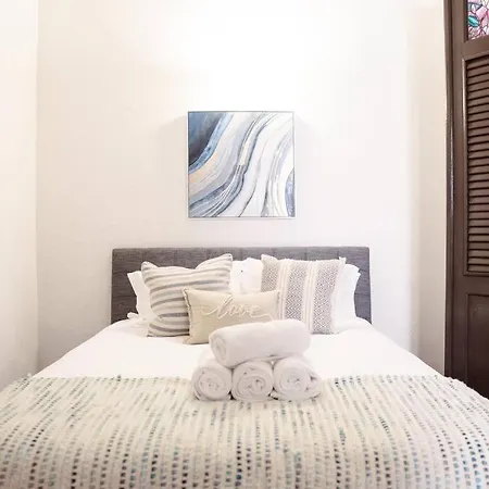 Peaceful Apt Near La Fortaleza In Osj // 65 Fort 7A Apartment